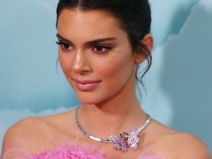 Kendall Jenner dakikada 350 dolar kazandı