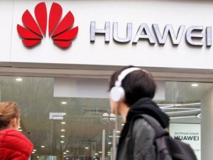 Huawei kullanıcıları için ,Google yasağı ne olacak?