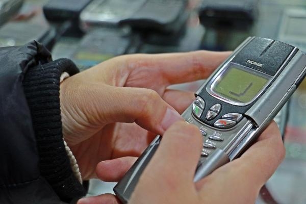 25 yılda 850 cep telefonu biriktirdi galerisi resim 7