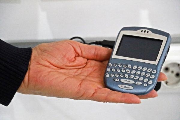 25 yılda 850 cep telefonu biriktirdi galerisi resim 9