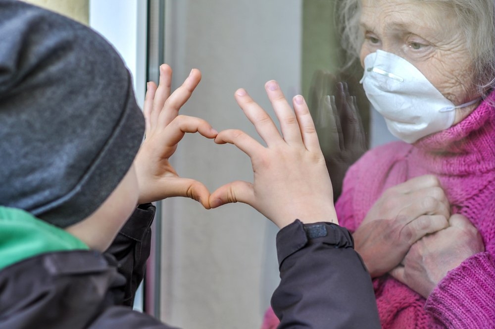 Evde kalmanın 65 yaş ve üzeri için riskleri galerisi resim 3