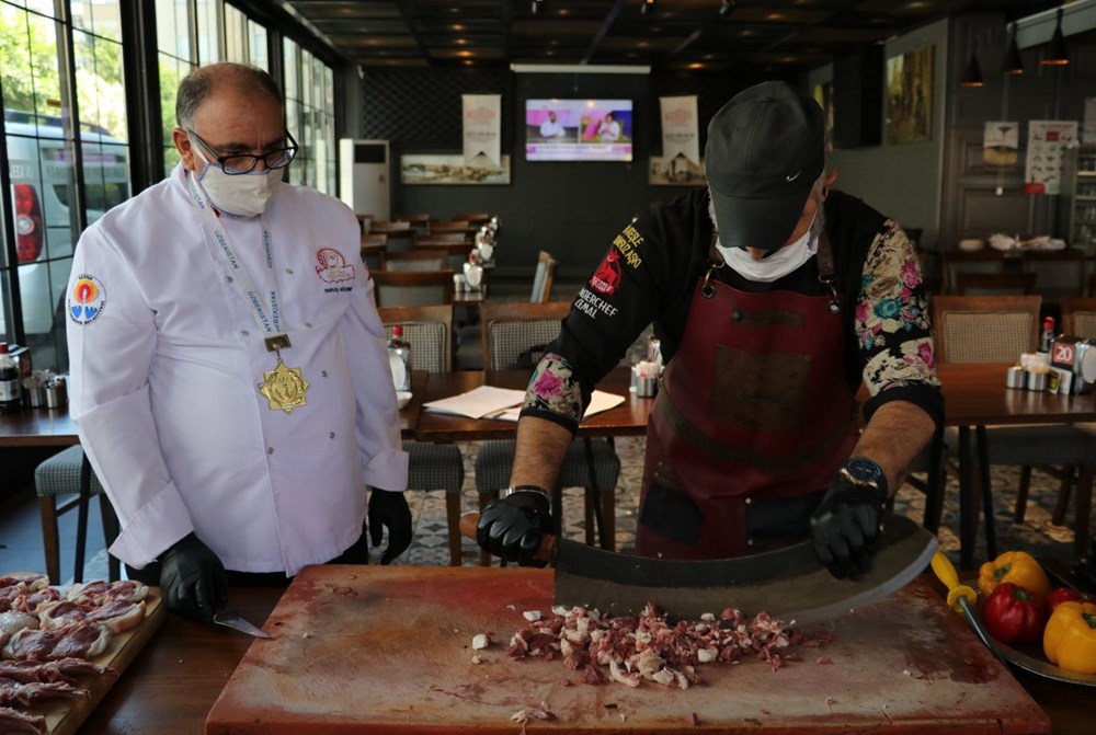 Virüse karşı Adanalı ustalardan 'Corona kebap' galerisi resim 10