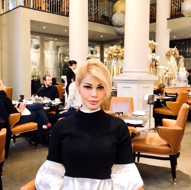 Adnan Oktar 'kedicikler'ine ne yapıyor? galerisi resim 11