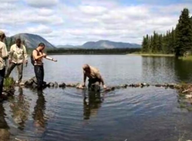 Doğanın cesur çocuğu Bear Grylls dünyaya rezil oldu! Meğer herkesi kandı galerisi resim 18