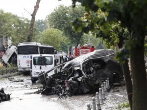 Foto Galeri: İstanbul'da Bombalı Saldırı