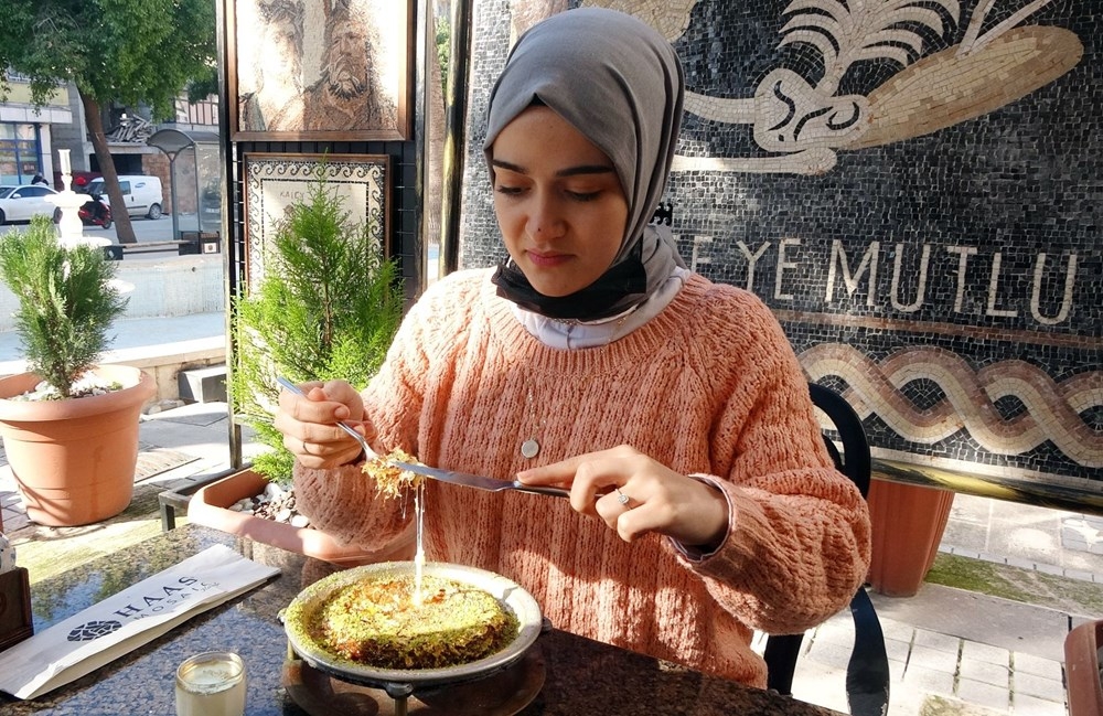 Altın kaplama Hatay künefesi satıyorlar galerisi resim 1