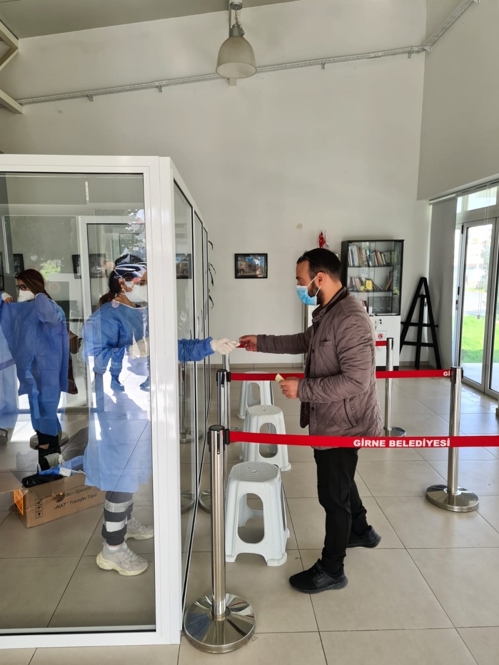 Girne’de Aşı ve PCR testleri devam ediyor galerisi resim 2