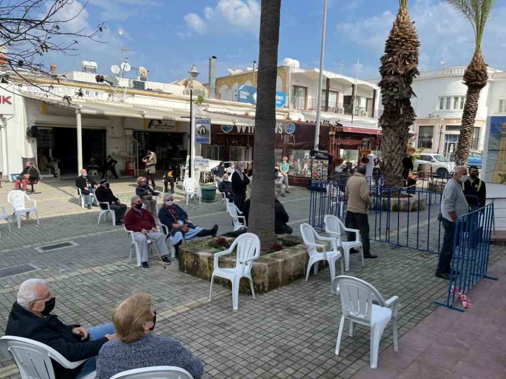 Girne’de Aşı ve PCR testleri devam ediyor galerisi resim 6