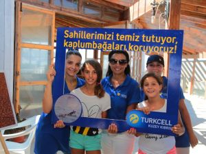 Kuzey Kıbrıs Turkcell’in sahil temizlik etkinliği yapıldı