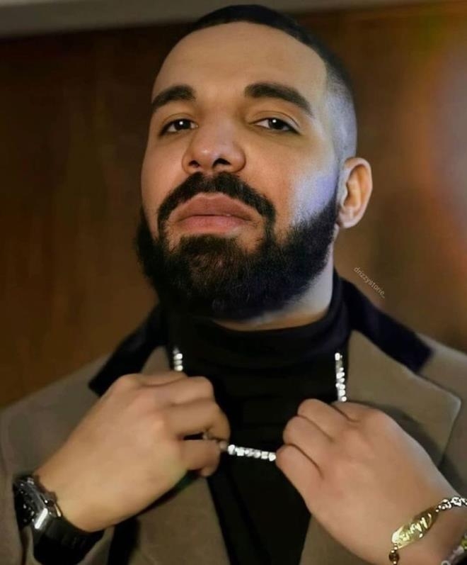 Ünlü rapçi Drake Öyle Bir Şey Yaptı ki! galerisi resim 5