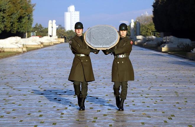 Anıtkabir'in Sessiz Koruyucuları! Kılları Bile Kıpırdamadan Bekliyo galerisi resim 2