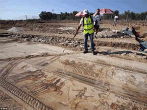 Kıbrıs'ta 1700 yıllık hipodrom bulundu!