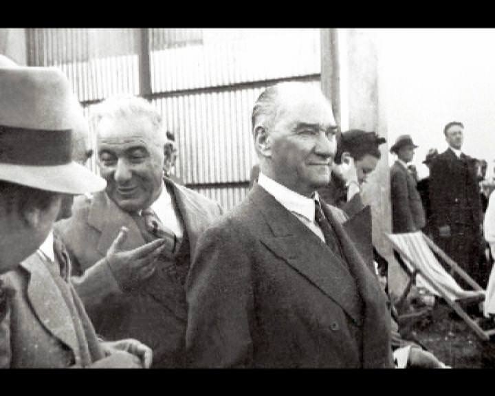 Atatürk'ün bu fotoğraflarını belkide hiç görmediniz... galerisi resim 116