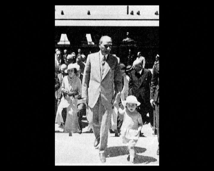 Atatürk'ün bu fotoğraflarını belkide hiç görmediniz... galerisi resim 23