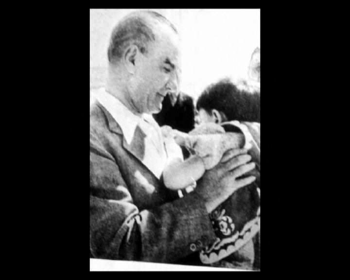 Atatürk'ün bu fotoğraflarını belkide hiç görmediniz... galerisi resim 39