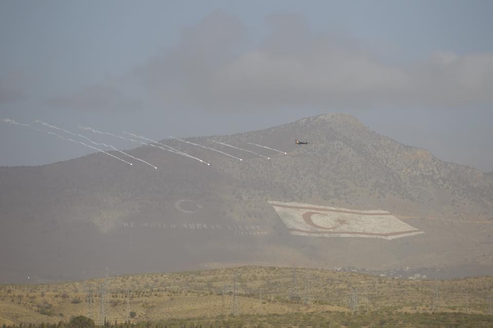 Solo Türk KKTC semalarında işte o muhteşem Kıbrıs fotoğrafları galerisi resim 10