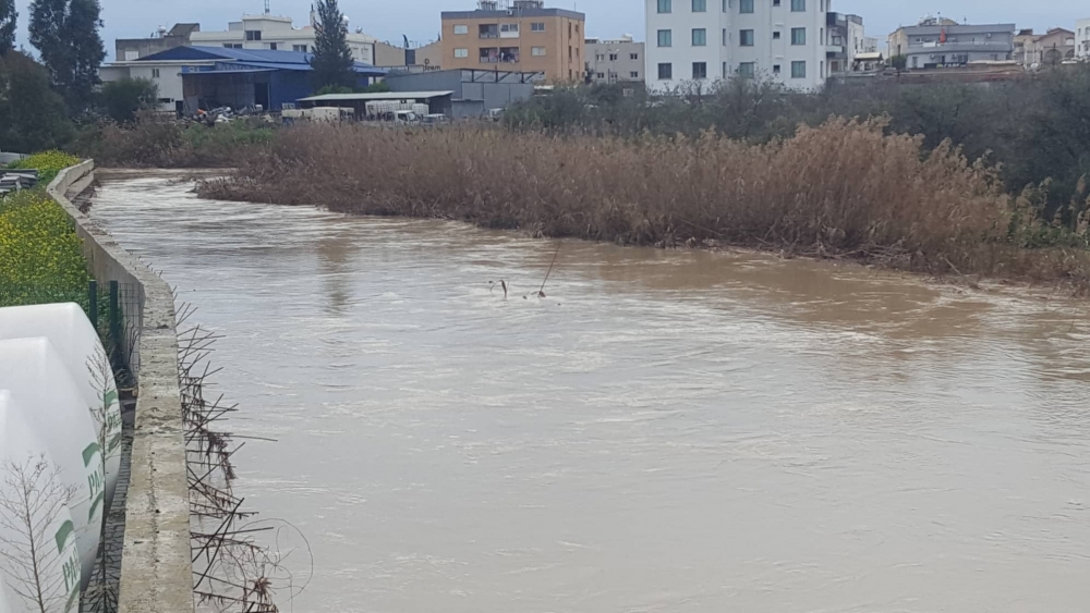 Kanlı Dere korkuttu !.. galerisi resim 17