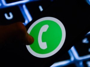 WhatsApp sohbetlerinizi başkasına iletiyor olabilir!