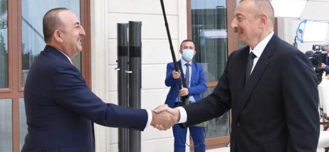 Çavuşoğlu, Azerbaycan'a destek ziyaretinde: 'Ateşkes olsun ama sonra ne olacak?'