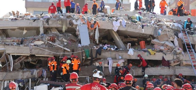 İzmir depremi’nde hayatını kaybedenlerin sayısı 83'e yükseldi