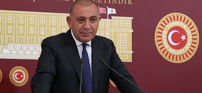 Koronavirüs testinin pozitif çıktığını açıklayan CHP'li Tekin, Sağlık Bakanı Koca'ya teşekkür etti