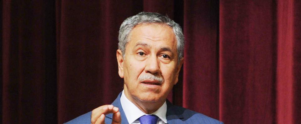 Bülent Arınç: Akıncı'ya saygı duymak gerek