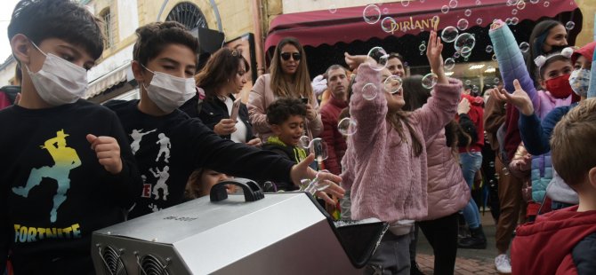 “Yeni Yılda Arasta İndirim Günü” etkinliği ile Arasta şenlendi