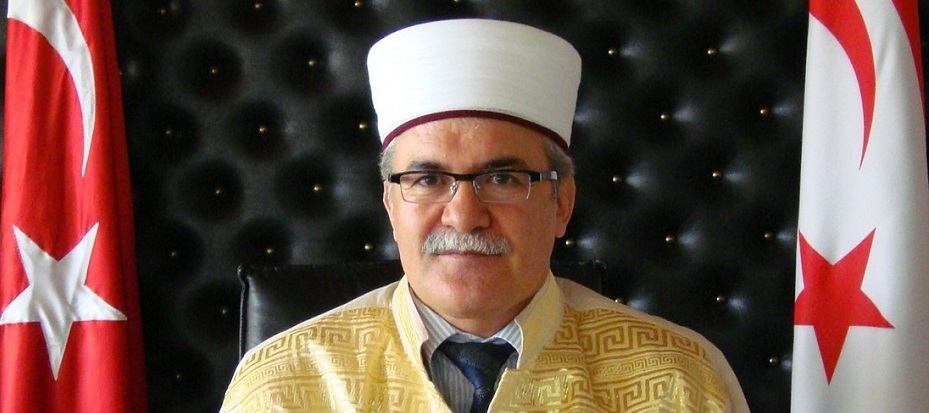 Πρόεδρος Θρησκευτικών Υποθέσεων Καθ.  Δρ.  Ο Talip Atalay Regaib Kandili δημοσίευσε το μήνυμα