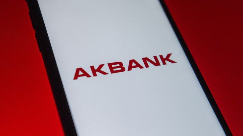 Akbank: Dijital sistemlere dünden beri girilemiyor, banka 'Siber saldırı söz konusu değil' diyor