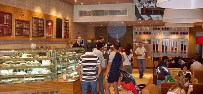 Gloria Jeans Coffees'ten Asya bebeğe yardım