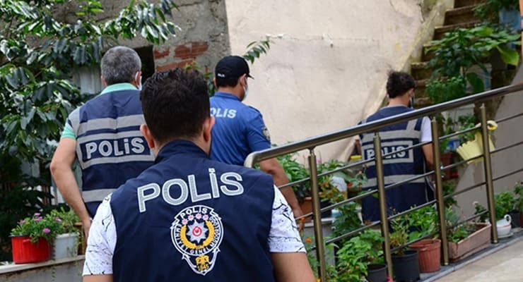 Türkiye'de ülke genelinde ‘aranan şahıslar’ uygulaması: 1350 kişi gözaltında