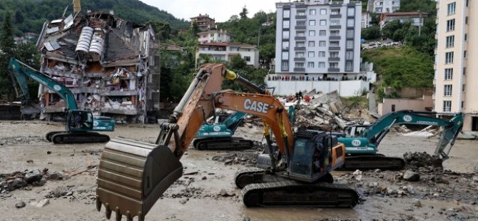 Sel felaketinde can kaybı 40'a yükseldi