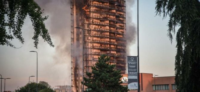 İtalya’da 15 katlı binada korkutan yangın