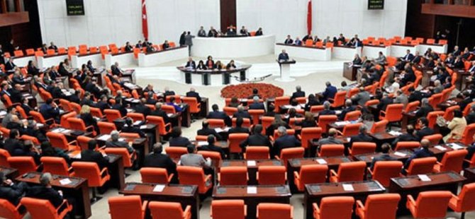 ‘Birden fazla maaş alan bürokratlar engellensin’ teklifi AKP ve MHP oylarıyla reddedildi