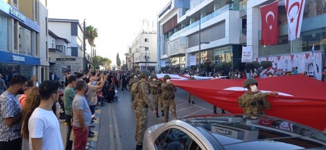 Lefkoşa'da Cumhuriyet Yürüyüşü Ve Bando Konseri