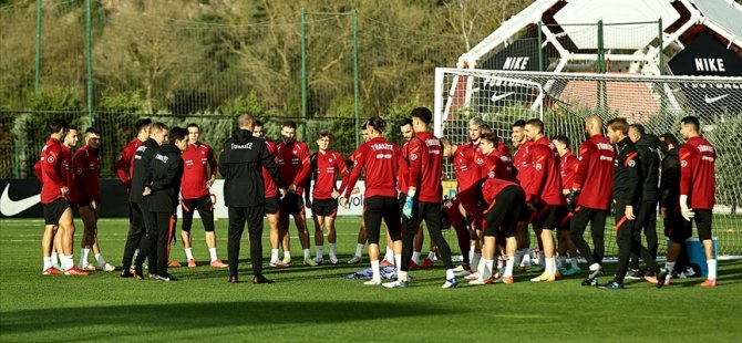 A Milli Futbol Takımı, Cebelitarık maçı hazırlıklarına başladı