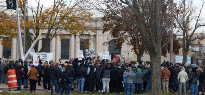 ABD'de Kyle Rittenhouse'un beraati protesto edildi