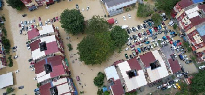 Malezya'daki selde can kaybı artıyor