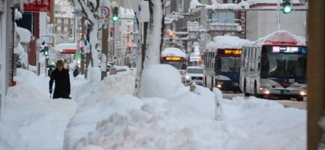 Japonya’da Kar Fırtınası Nedeniyle 100’ü Aşkın Uçuş İptal