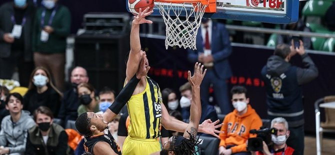 Fenerbahçe Beko, Galatasaray Nef'i 64-49 Mağlup Ederek Finale Yükseldi