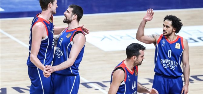 Türkiye Kupası'nda Fenerbahçe Beko'yu Yenen Anadolu Efes Şampiyon!