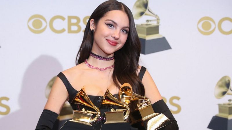 Grammy Ödülleri'ne damga vuranlar: Olivia Rodrigo, Silk Sonic ve Jon Batiste