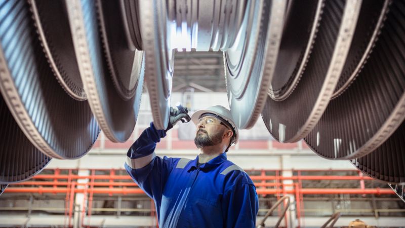 İngiltere yeni enerji stratejisini açıkladı: 8 nükleer reaktör inşa edilmesi planlanıyor