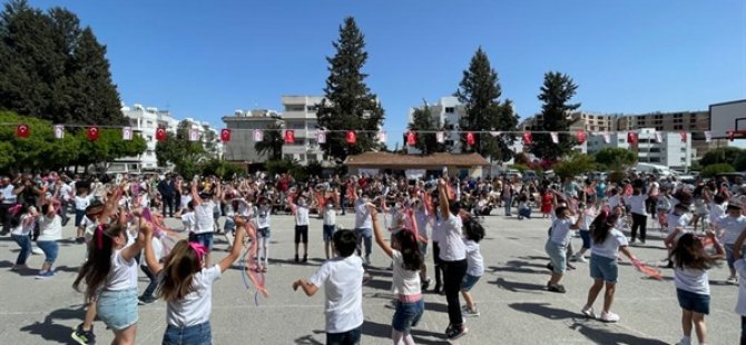 Cumhurbaşkanı Tatar, Şht. Tuncer İlkokulu'ndaki 23 Nisan Etkinliğine Katıldı