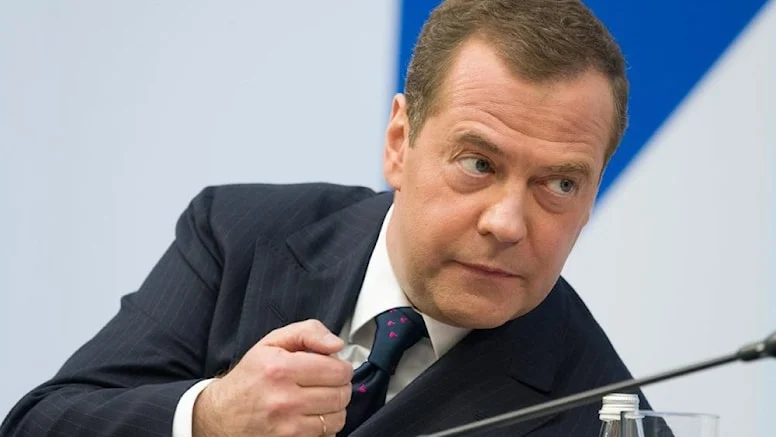 Medvedev: Mahşerin atlıları geliyor