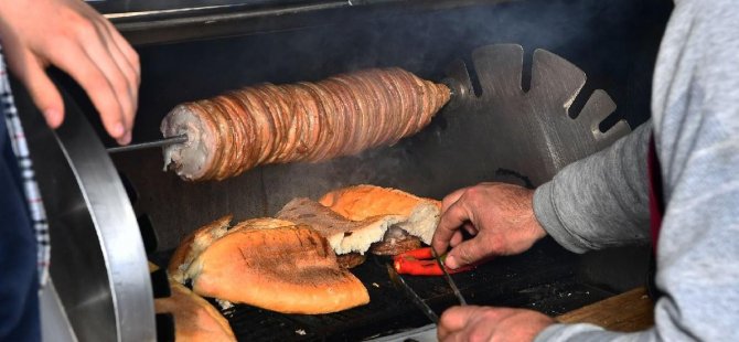 Kokoreç de Yunan Tarifi Çıktı