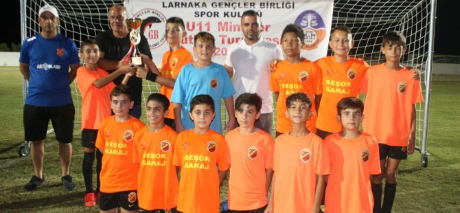 U 11 Minik Futbol Turnuvası Yapıldı