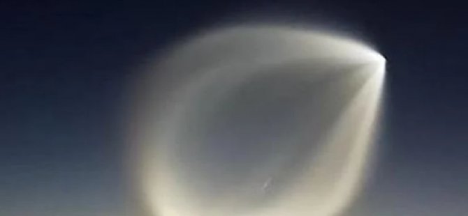 Çin’de gökyüzünde ortaya çıkan ve ışık saçan cisim panik yarattı: UFO mu?