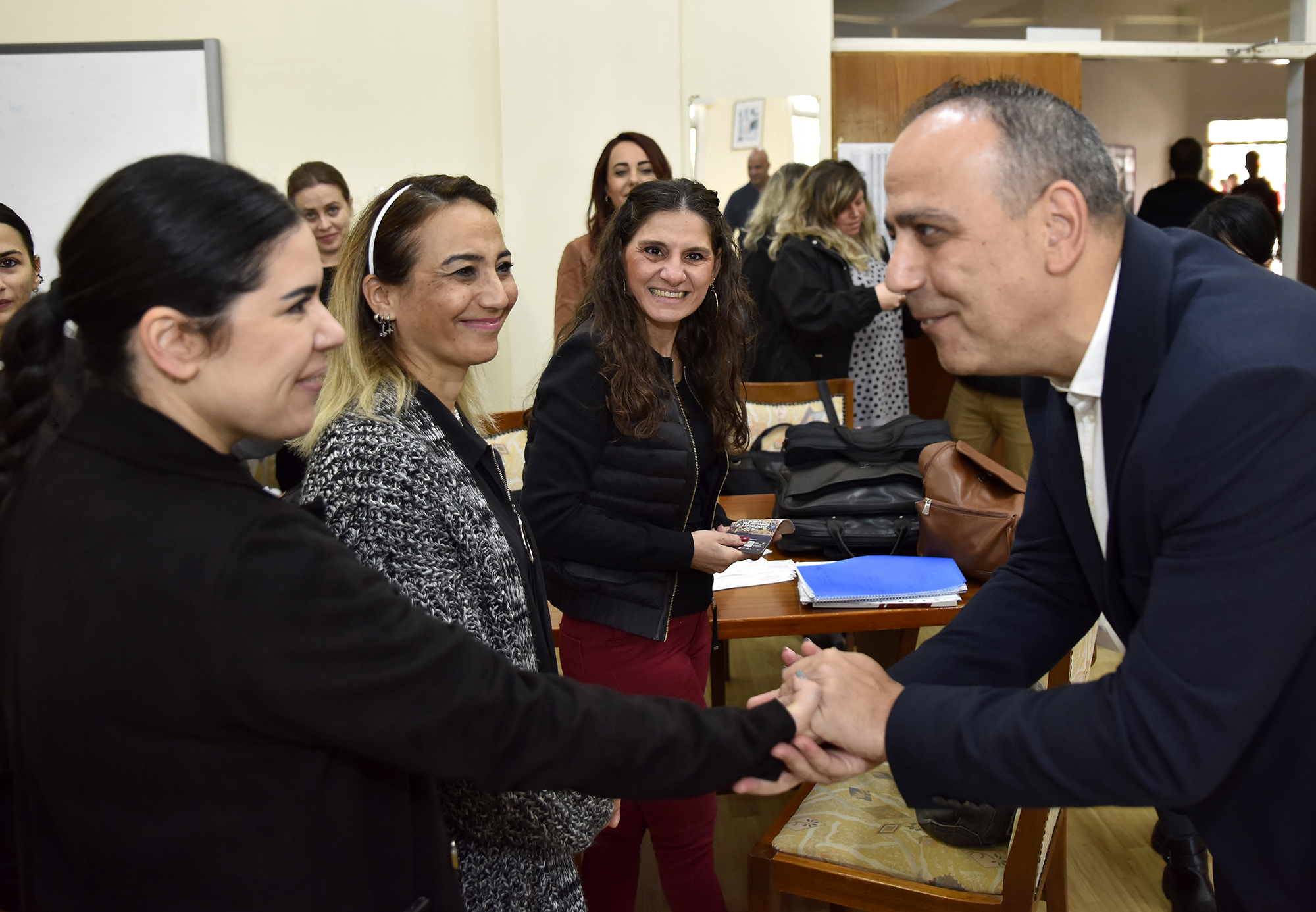 Harmancı: “Her türlü destek ve koruma hizmetiyle şiddete uğramış tüm kadınların ve çocukların yanındayız”