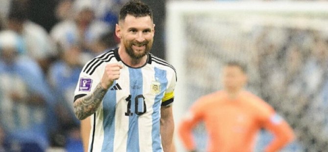 Lionel Messi hem kupaya yürüyor hem de rekorlar kırıyor!